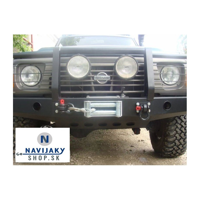 PREDNÝ NÁRAZNÍK S BULLBAROM BEZ OTVOROV NA SVETLA NISSAN PATROL Y60