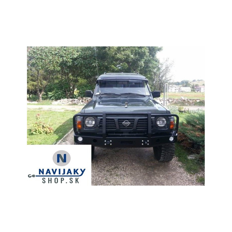 PREDNÝ NÁRAZNÍK  NISSAN PATROL Y60