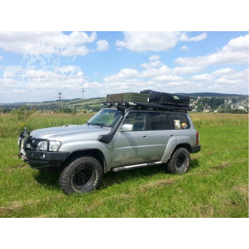 PREDNÝ NÁRAZNÍK S BULLBAROM S OTVORAMI  NA SVETLA NISSAN PATROL GU4
