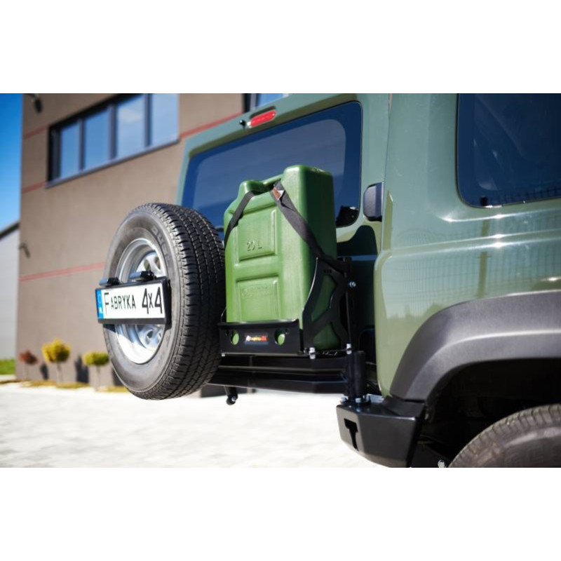 Kôš na kanister SUZUKI JIMNY IV 1.5 BENZÍN 18-