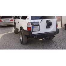 TOYOTA LAND CRUISER J90 96-02 ZADNÝ NÁRAZNÍK PRE VERZIU BEZ PLASTOVÝCH NÁDSTAVCOV PODLAHY