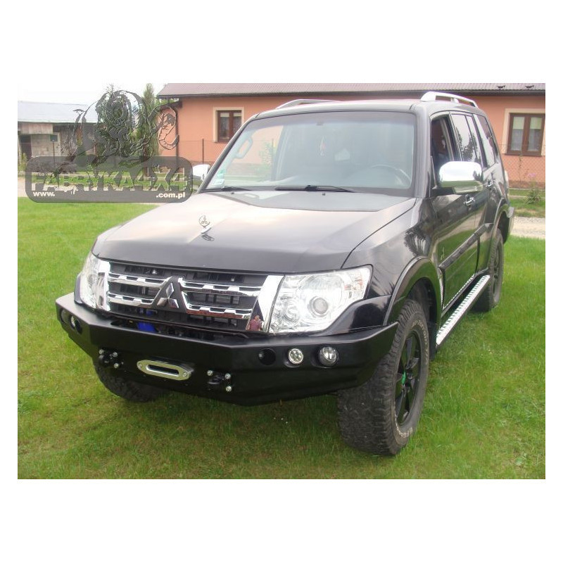 Predný nárazník Mitsubishi Pajero IV 06-15