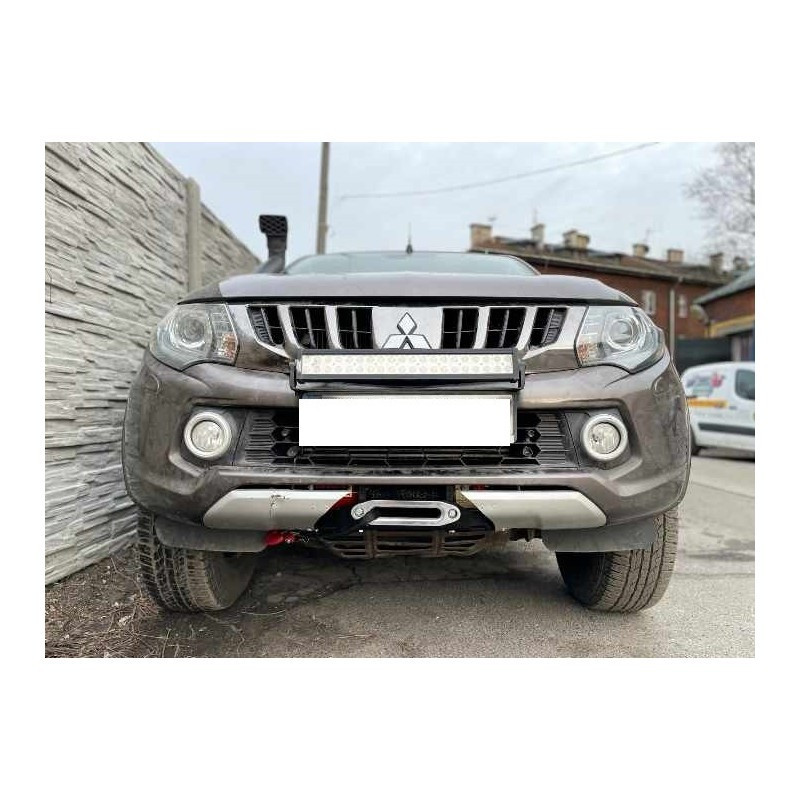 Montážna doska Mitsubishi L200 Triton 2015 - 2019