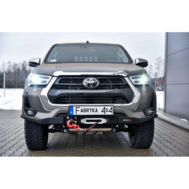 Predný nárazník s nízkym profilom pre Toyota Hilux Revo (2020 – 2024)
