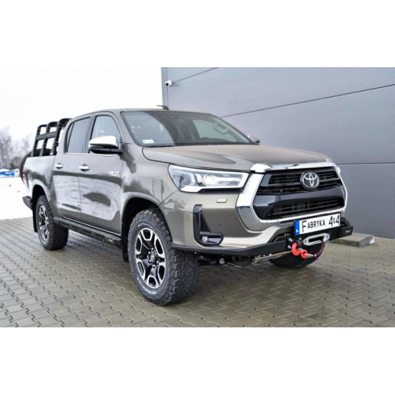 Predný nárazník s nízkym profilom pre Toyota Hilux Revo (2020 – 2024)