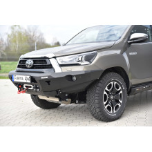 Štandardný predný nárazník pre Toyota Hilux Revo 2020–2024