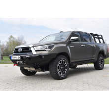 Štandardný predný nárazník pre Toyota Hilux Revo 2020–2024