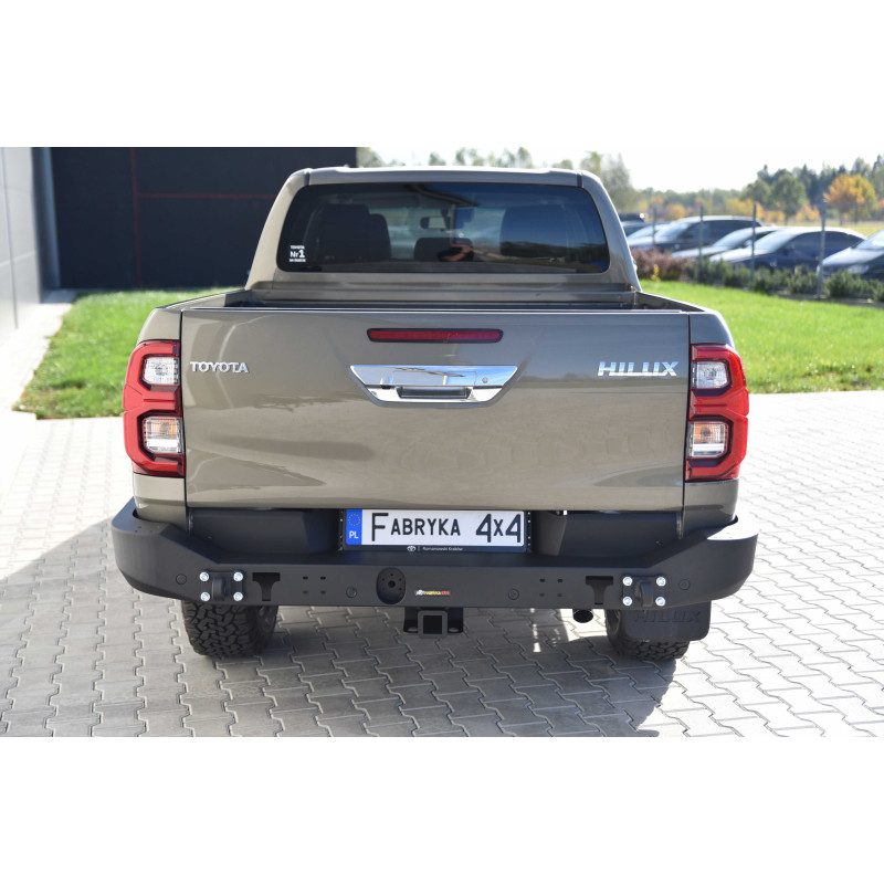 Dlhý zadný nárazník – Toyota Hilux Revo 2020–2024