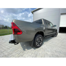 Toyota Hilux Revo 2020 – Bočné nášľapy