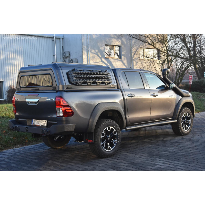 Bočné nášľapy pre Hilux Revo 2016+